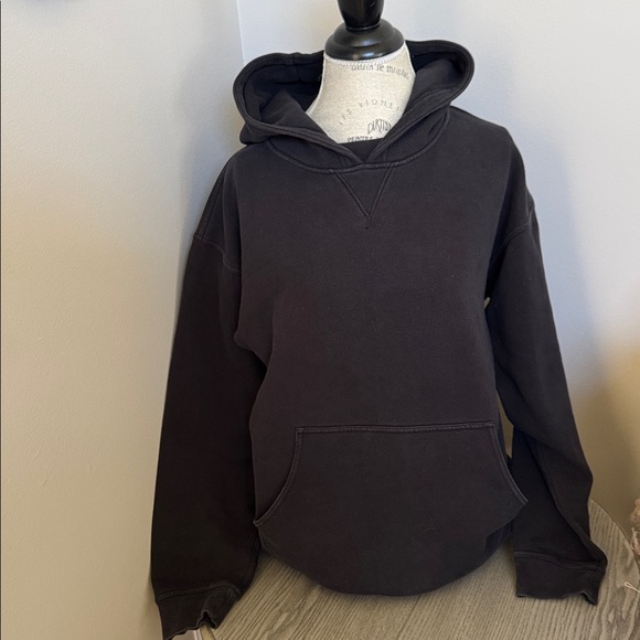 lululemon athletica Tops - lululemon athletica women’s cropped Black Hoodie size 12 pre owned